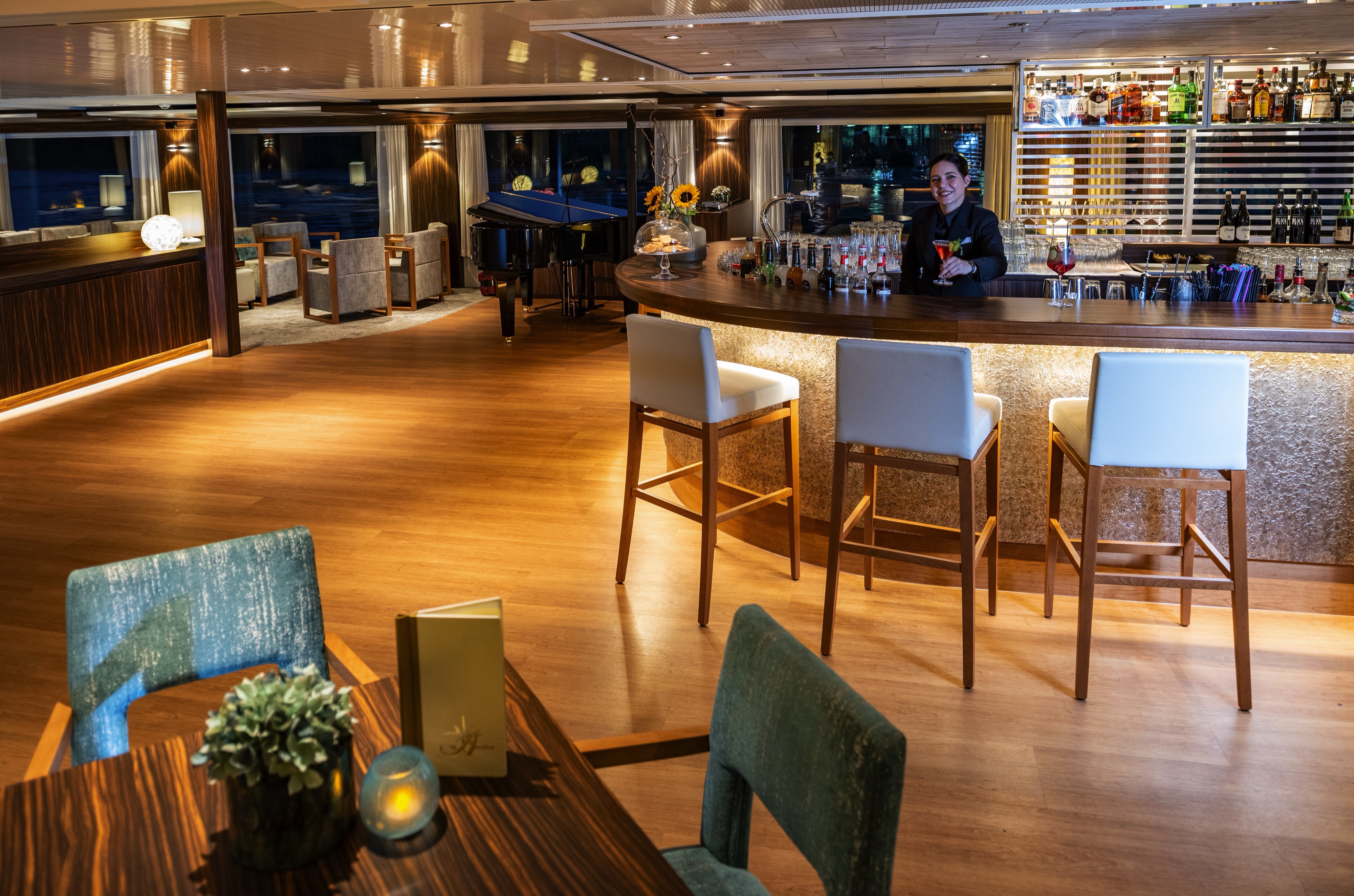 AMADEUS Star Amadeus Club 1 ©Lueftner Cruises Amadeus.jpg